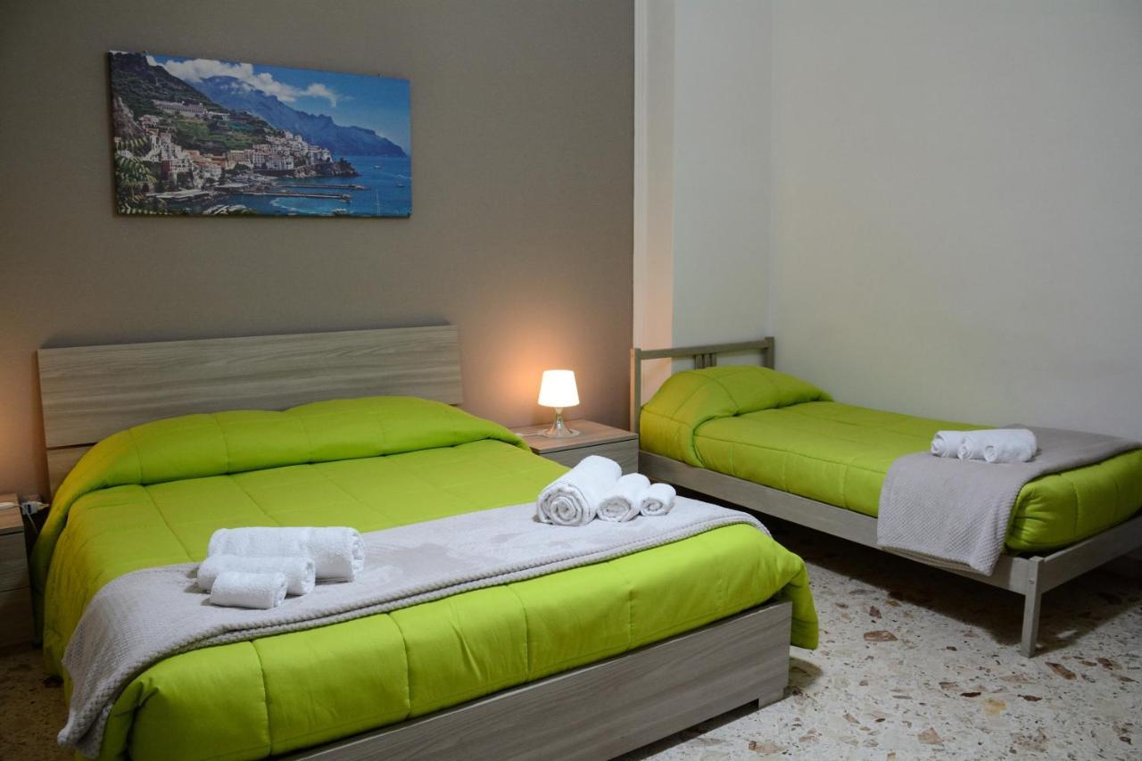 Residenza Margherita - Centralissima Salerno Esterno foto