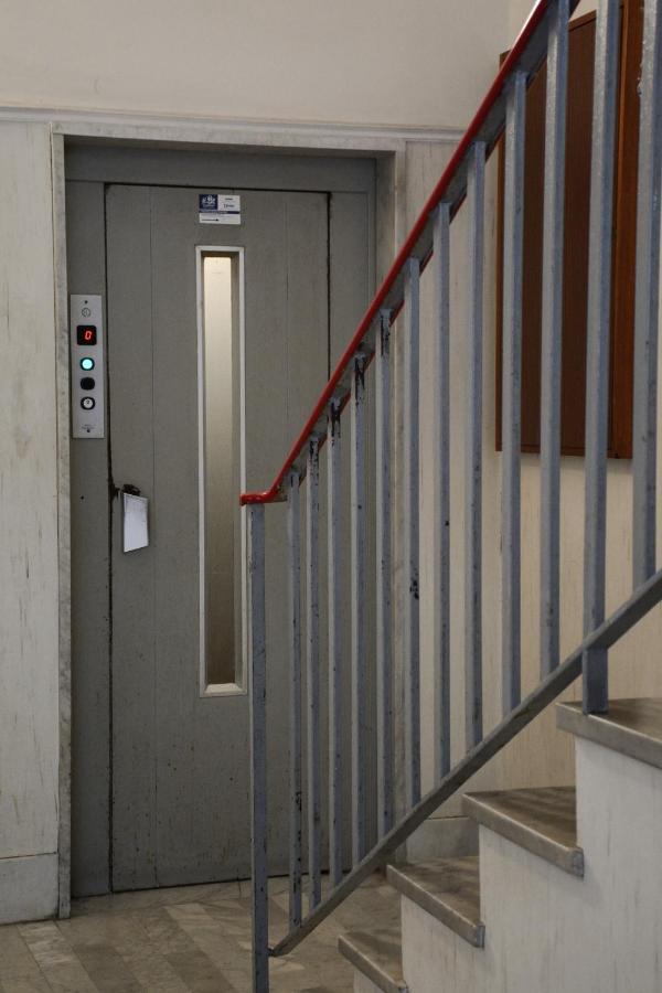 Residenza Margherita - Centralissima Salerno Esterno foto