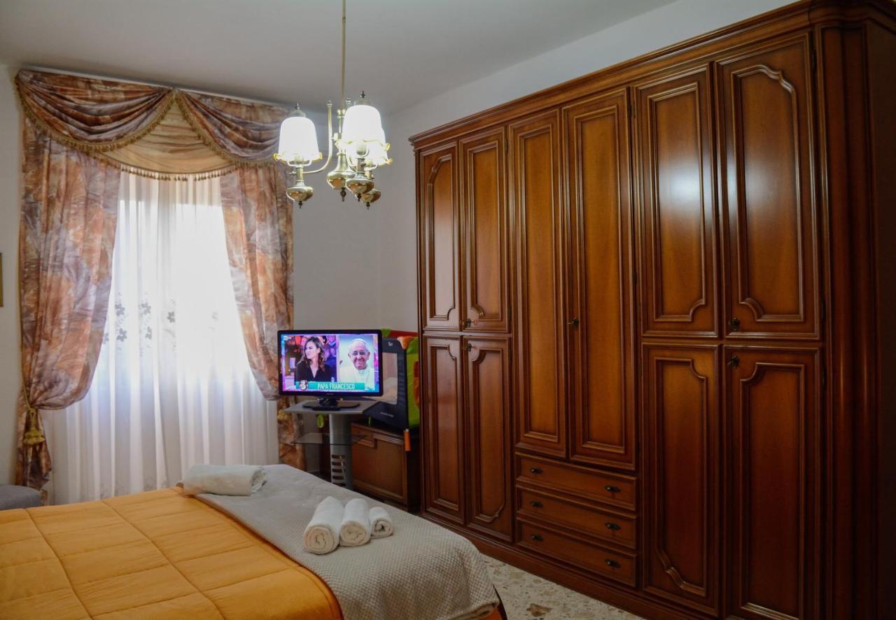 Residenza Margherita - Centralissima Salerno Esterno foto