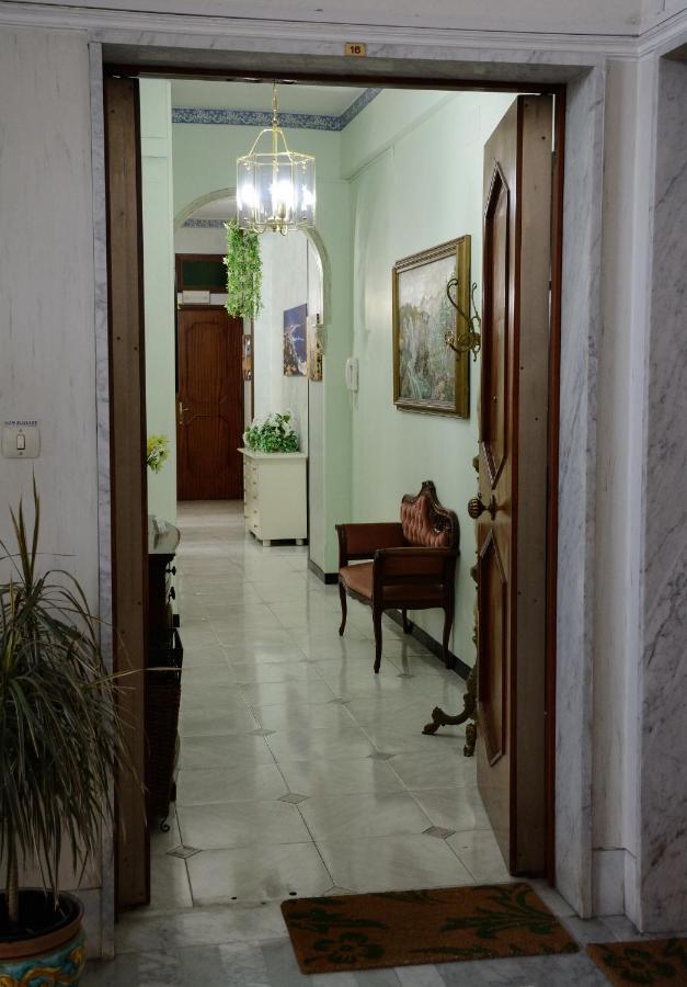 Residenza Margherita - Centralissima Salerno Esterno foto