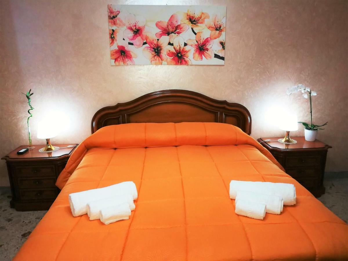 Residenza Margherita - Centralissima Salerno Esterno foto